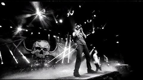 Avenged Sevenfold - Buried Alive Tour [Extras]