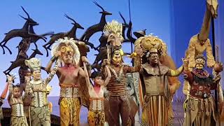 Lion King - Eindapplaus een-na-laatste show @ Afas Circustheater Scheveningen - YouTube