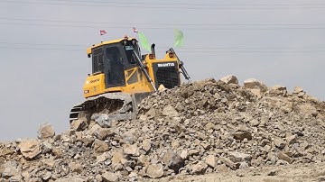 Great SWAMP Landfill New Modern Bulldozer & Wheel Loader Pushing Rock Dirt Strong Power Engine
