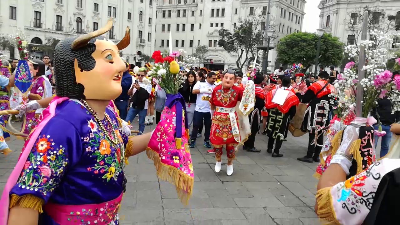 HERMOSA Y SEÑORIAL DANZA LOS DIABLOS DE CAJABAMBA YouTube HERMOSA Y SEÑORIAL DANZA LOS DIABLOS DE CAJABAMBA YouTube