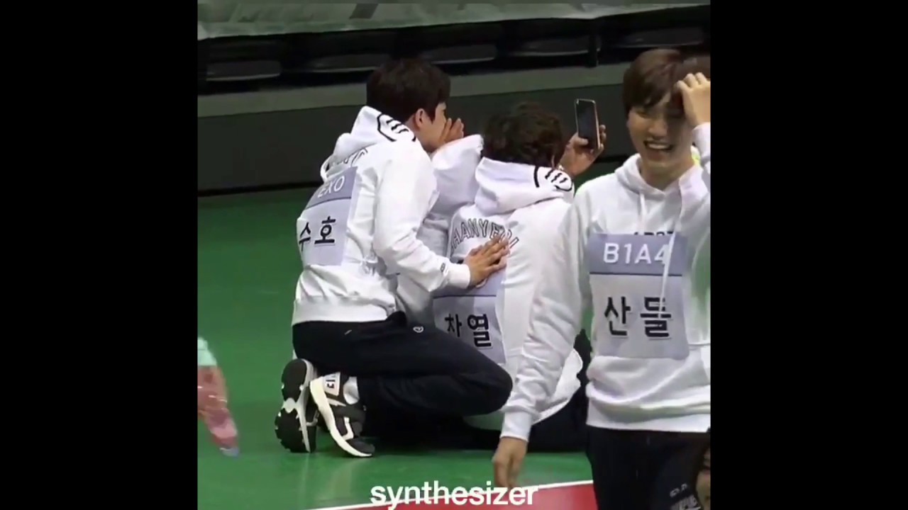 SEULHUN moment at ISAC 2017 [ Sehun x Seulgi ]