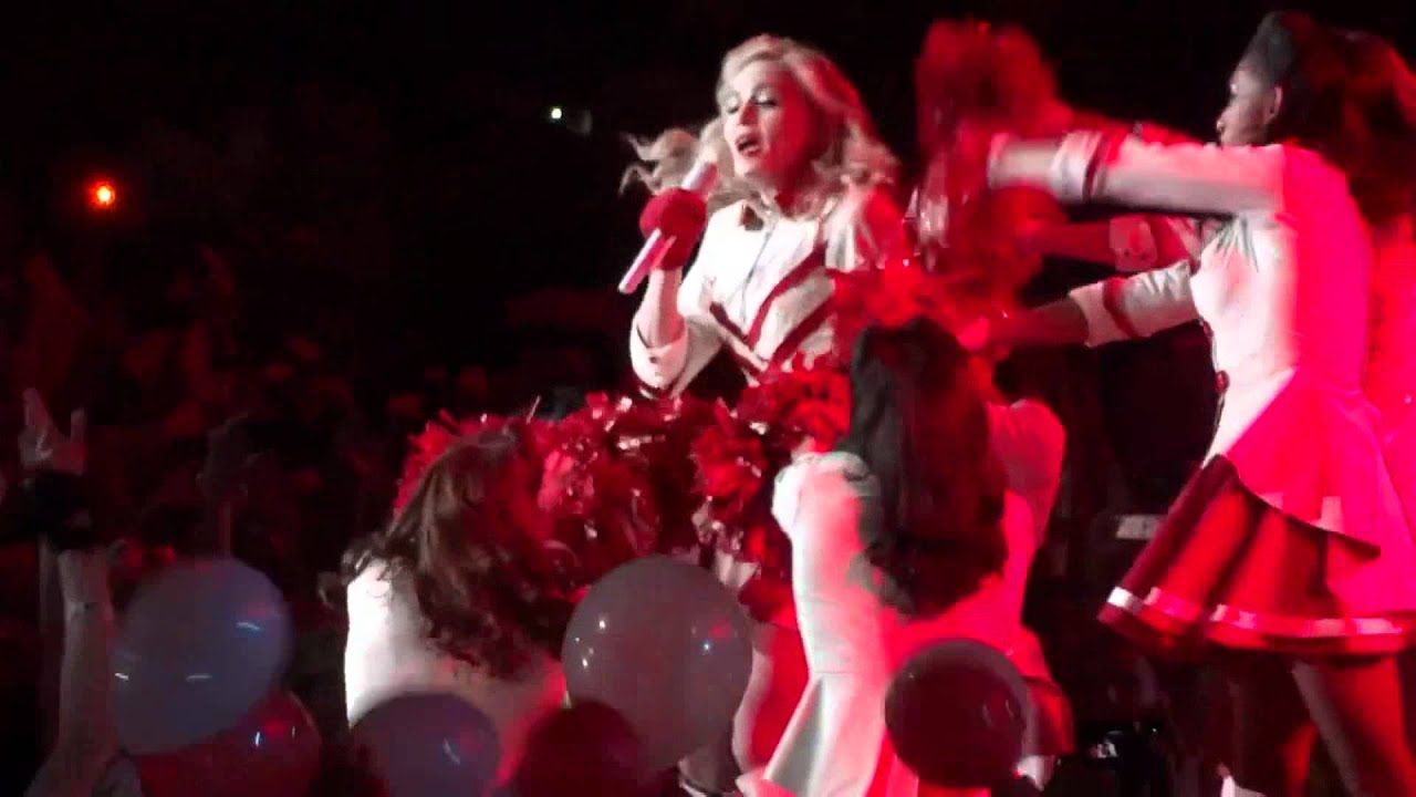 Madonna 10 Give Me All Your Luvin´ ( edit ) MDNA Tour Live 2012 HD ...