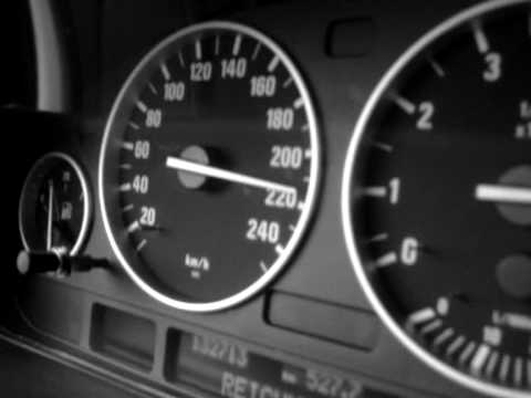 BMW 530i on autobahn (230kph)