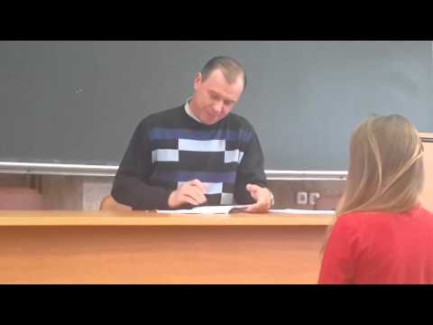 Преподаватель проверяет лекции / Did he grade that girl's test by drilling it with a drill