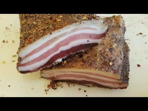 Βίντεο: Πώς να μαγειρέψετε κρέας ψημένο σε μπέικον