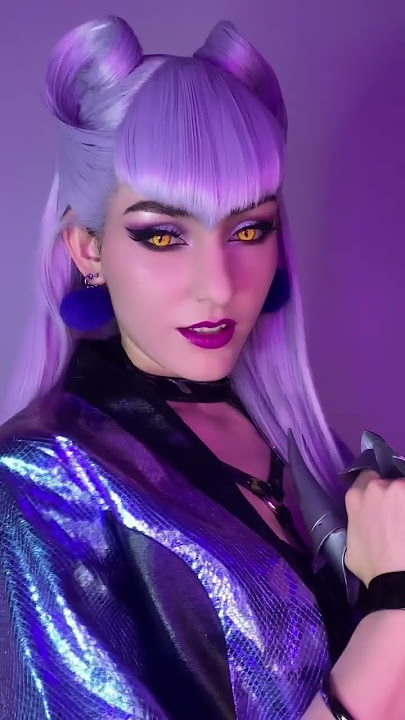 But the claws are mine… | K/DA All Out Evelynn Cosplay - League Of Legends