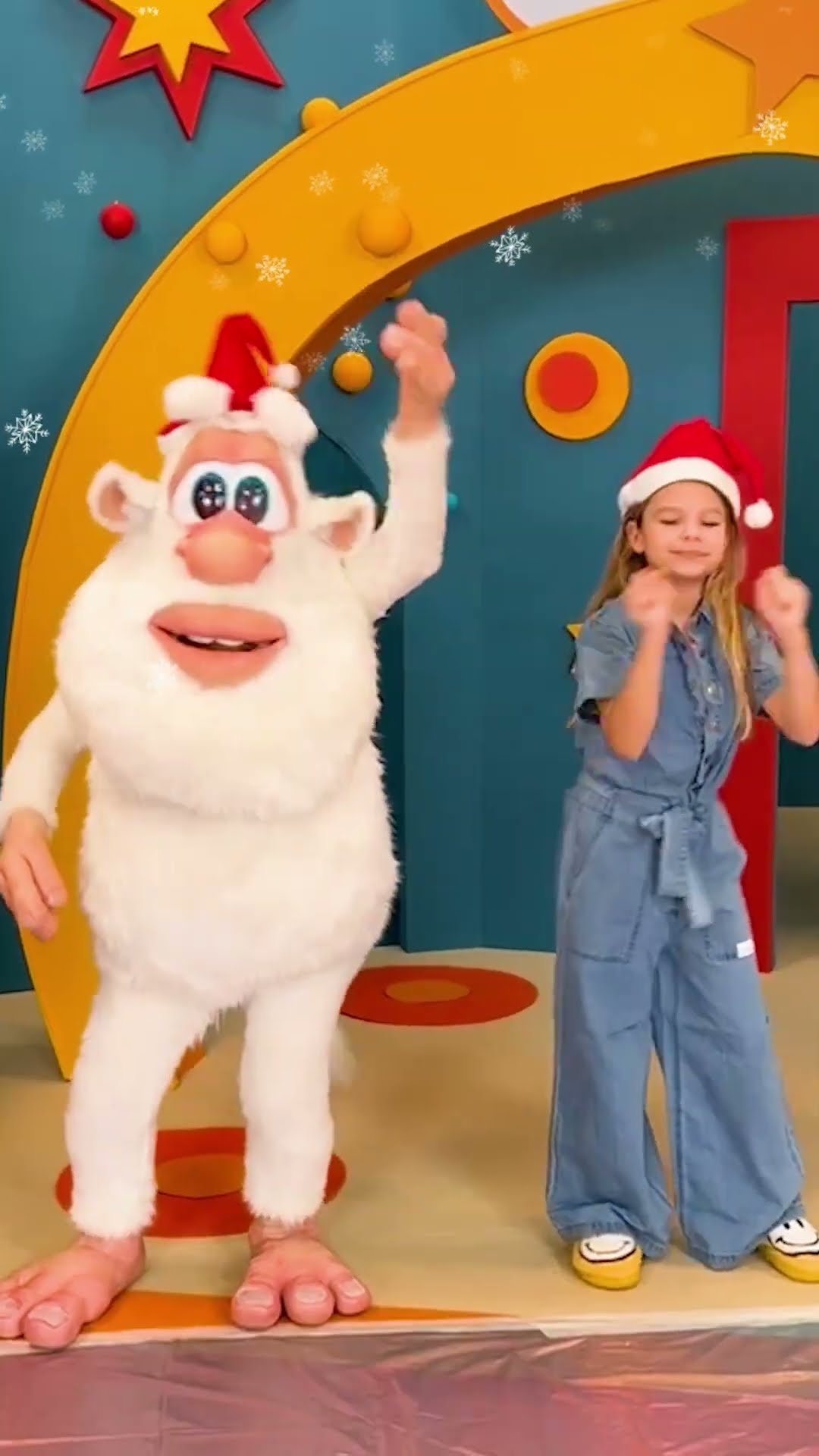 Буба танцует Jingle Bell Rock ? #Буба #shorts #Мультики