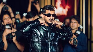 You & I Divine | Kalyani Priyadarshan | Khadi Samne Vo Lagti Khalifa | Wo Jab Samne To Sab Lage Fika screenshot 4