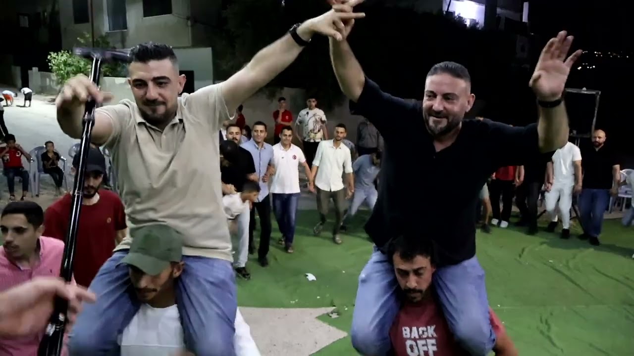 افراح العلاونه  العريس عمر علاونه  مركز حموده العلاونه الفنان رائد ابوعنزه تصويرات عاكف رويضي.