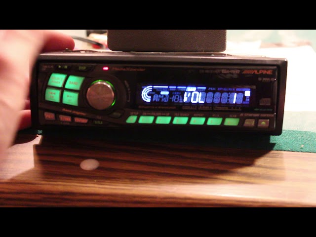 Alpine CDA-7892 Broken Faceplate Overview - YouTube