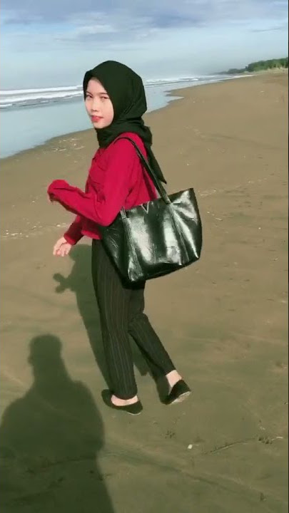 Video Mentahan Bahan Halu Liburan Di Pantai Buat manasin mantan, prank temen. story halu