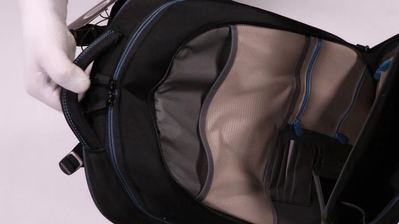 Unboxing Dell Alienware 17 Vindicator Backpack V2.0