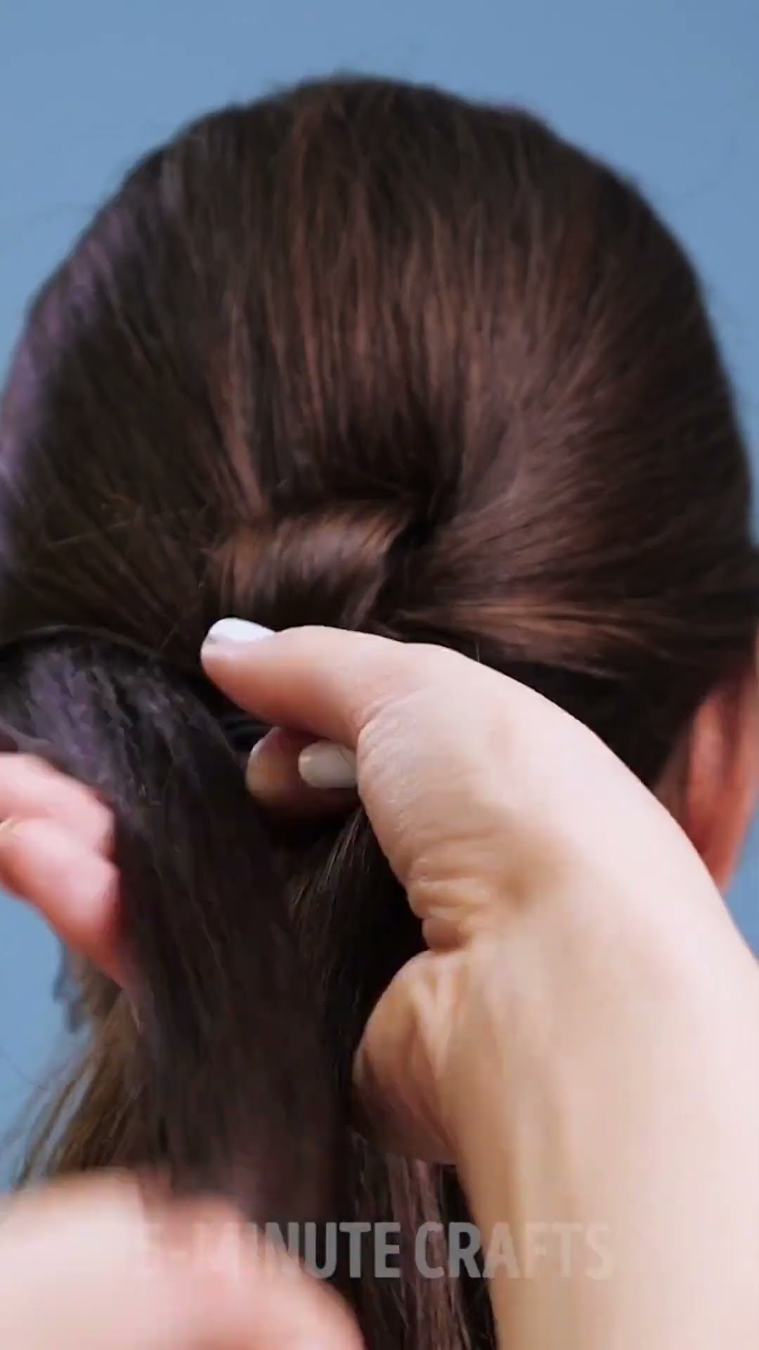 Easy hairstyle for busy ladies #shorts #tutorial #hair