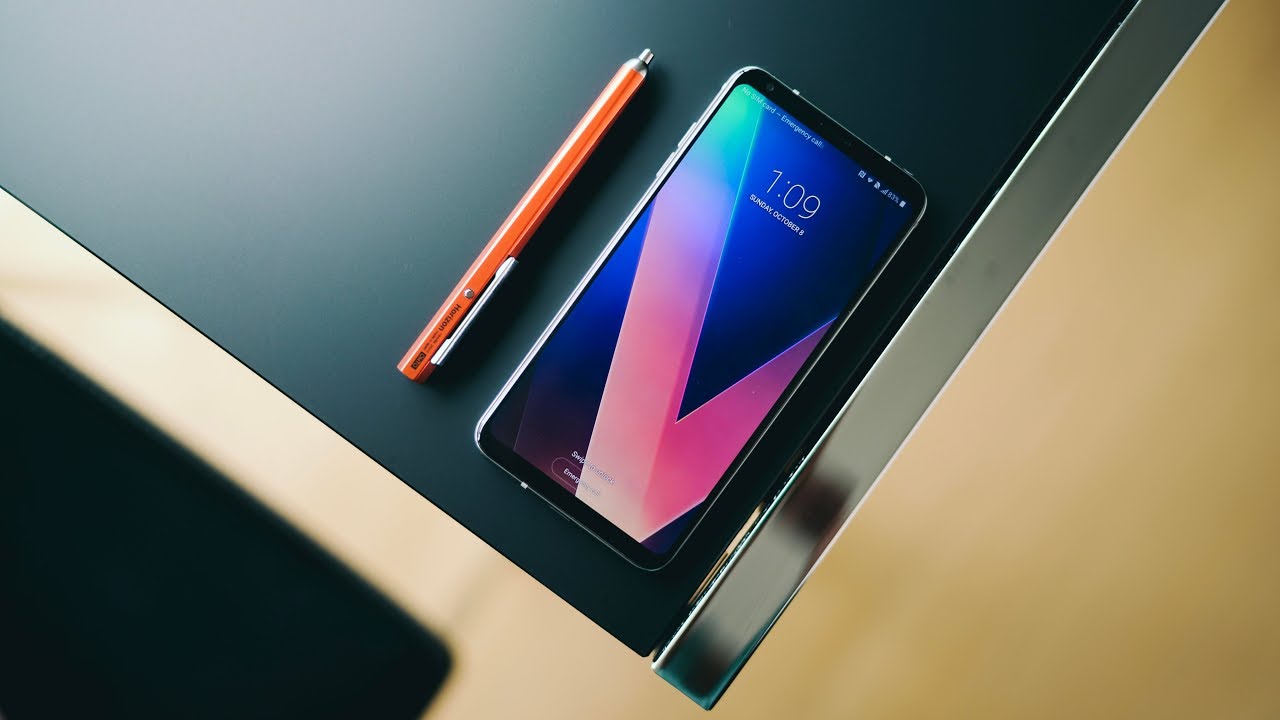 The LG V30 Is As Underrated As The iPhone X Is Overrated