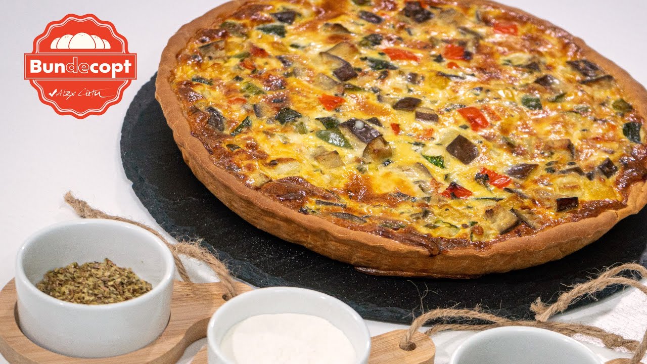 Rețetă Tartă cu legume şi caşcaval (cu aluat multifuncțional)