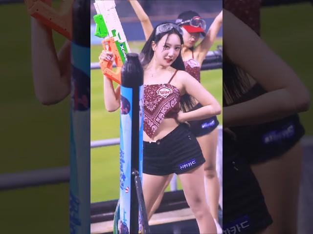 [????하이라이트]????목표를 포착했다????"흔들어주세요"????서여진 Seo Yeojin 치어리더 직캠 fancam