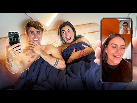 A CARLA ESTAVA DEITADA NA MINHA CAMA E EU LIGUEI PARA A LAIS DE VÍDEO!!