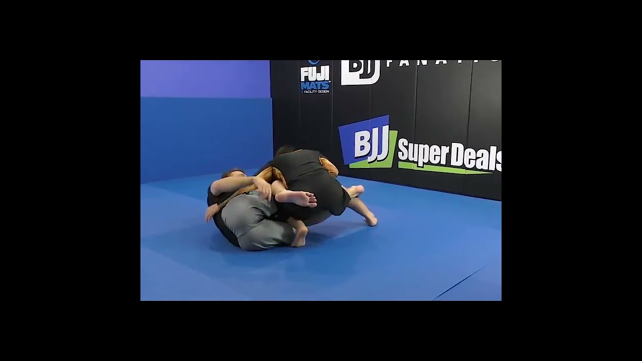 BAITING OPPONENT INTO Z GUARD - CRAIG JONES - YouTube