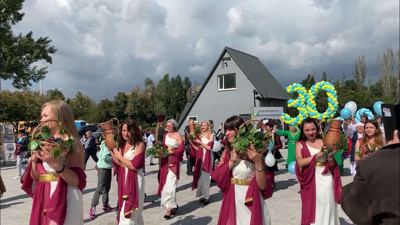 День города мариуполь. День міста маріуполь. День города мариуполь. 20 дней в мариуполе. Население города мариуполь.