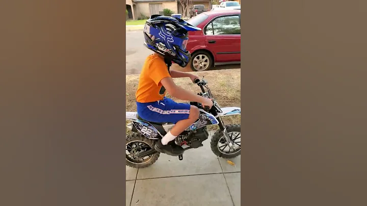 50cc DirtBike straight pipe launch