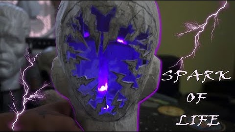 Paper Mache FRANKENSTEIN head (part 3)| Fingering his head |