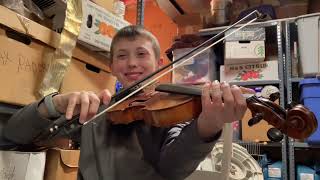 Concerning Hobbits- what you can play on the violin; a relaxing almost-Irish Lord of the Rings song