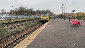 70004 Hunslet Yard to Crewe Bas Hall passes Wakefield Kirkgate 30/11/2022