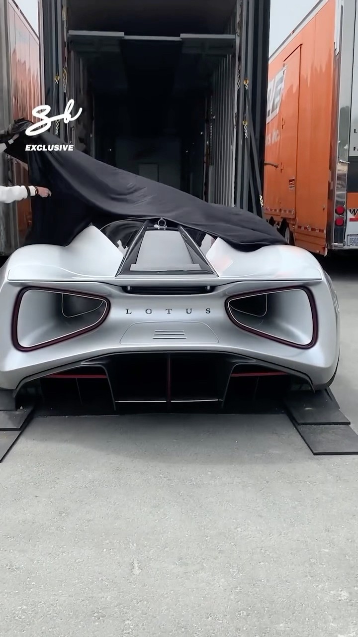 It's the most powerful production car in the world with 2000HP! ? #lotus #lotusevija #supercars