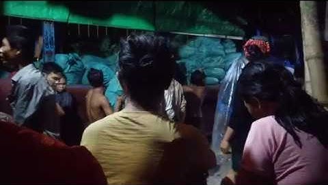 BỐC VÁC Tập 1 những cảnh chen lẫn xô đẩy kiếm từng đồng - Tà Lùng-Phục Hòa