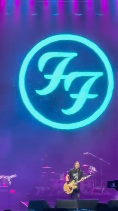 Foo Fighters- Big Me (LIVE Australian Tour 2023) #shorts - YouTube