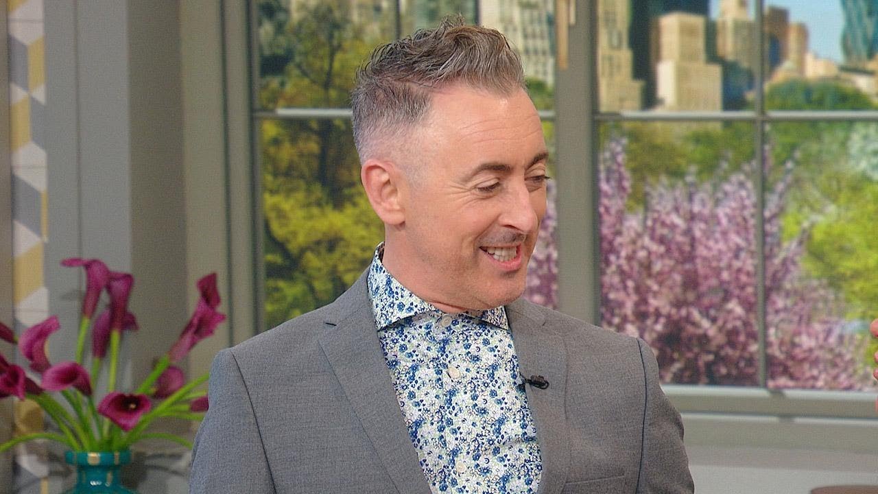 Alan Cumming On His Role As The First Leading Gay Character In a Network Drama | Rachael Ray Show