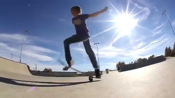SkaterTrainer How to Ollie and Learn Skateboard Tricks Easy and Fast