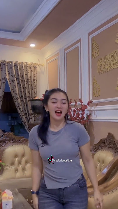 Goyang Dangdut |Tiktok: elsasilviaaprillia | Penasaran (Versi @dangdutelectone  /cipt. Rhoma Irama)