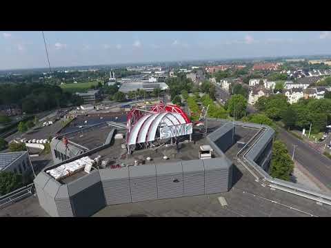 Montage der Großwerbeanlage SWK - Lichtwerbung von Rehse Reklame