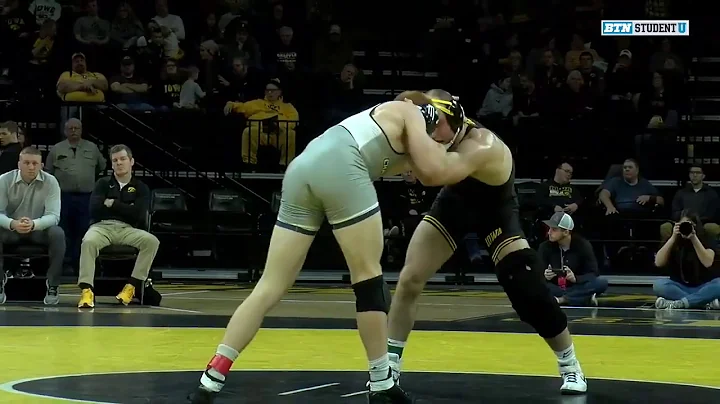 165 LBS: #2 Alex Marinelli (Iowa) vs. Drew Nichols...