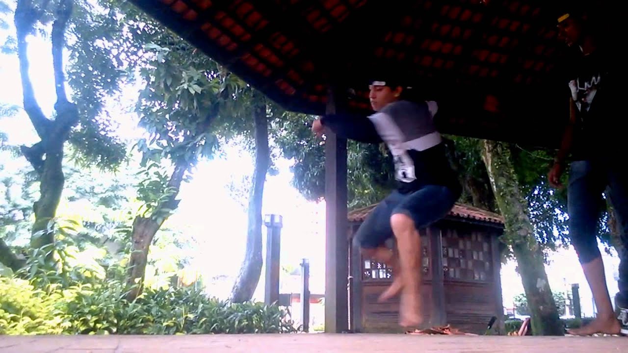 THE MAGNIFICENTS - TUTS TUTS [FREE STEP]