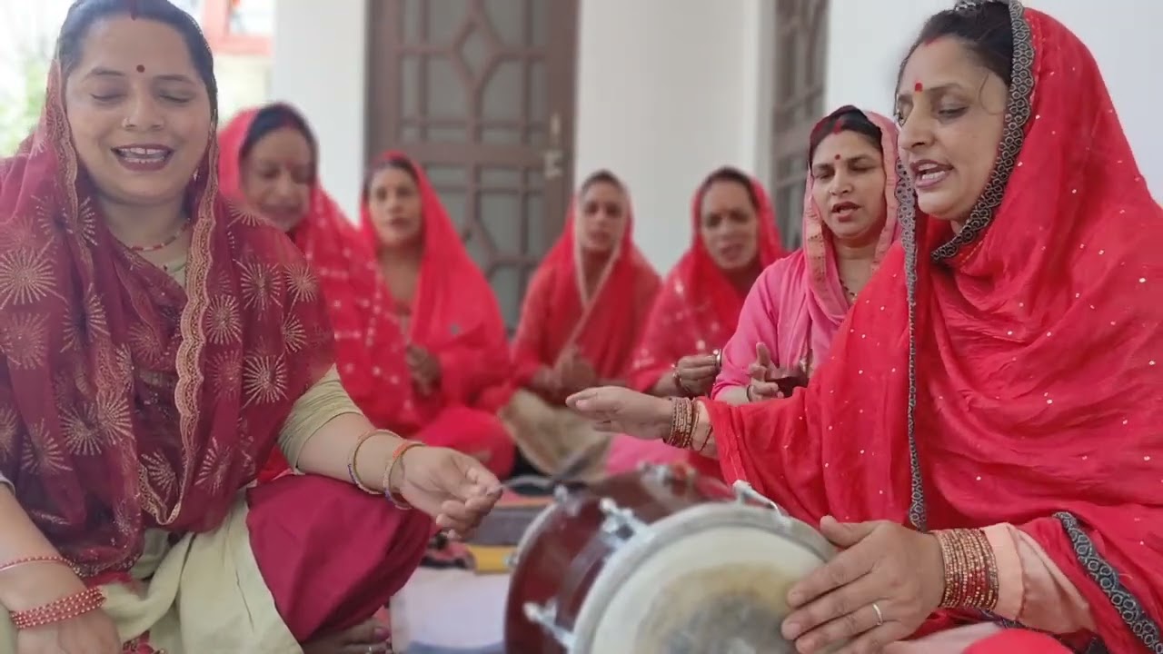 🌹🌹 हरे कृष्णा 🌹🌹 घर आया मेरा नंदलाला 🙏मोर मुकुट मुरली वाला🌹🌹