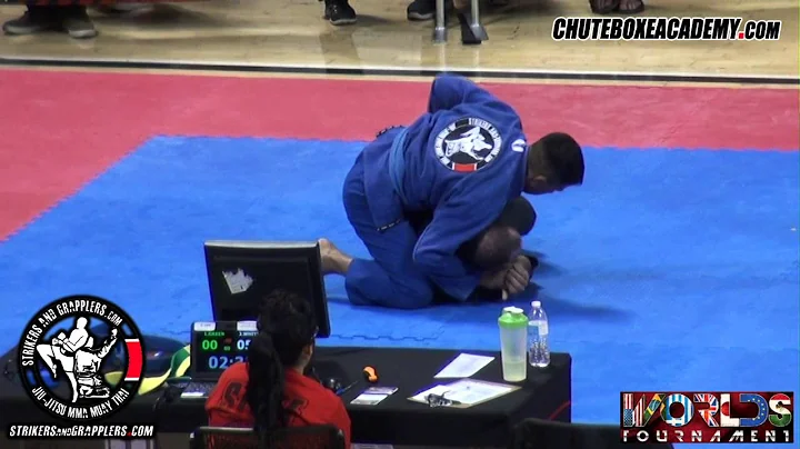 JAVIER DIAZ (CHECKMAT AZ CHUTE BOXE ACADEMY) vs ST...