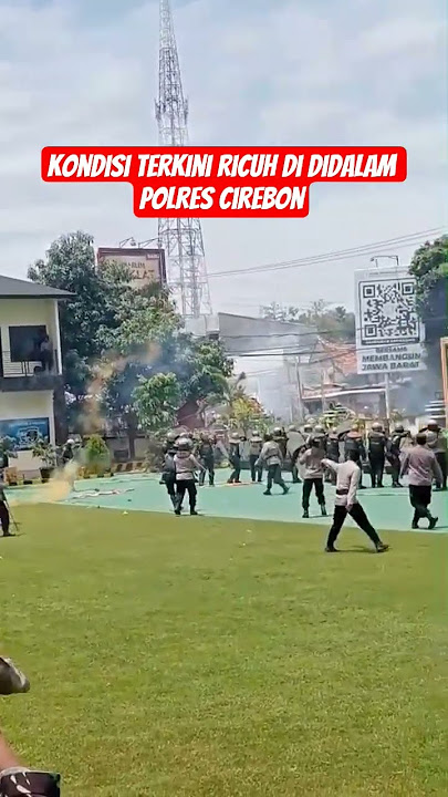 kondisi terkini ricuh masa aksi di depan polres Cirebon #demo #rakyat #aksi #ojol #cirebon #DPR