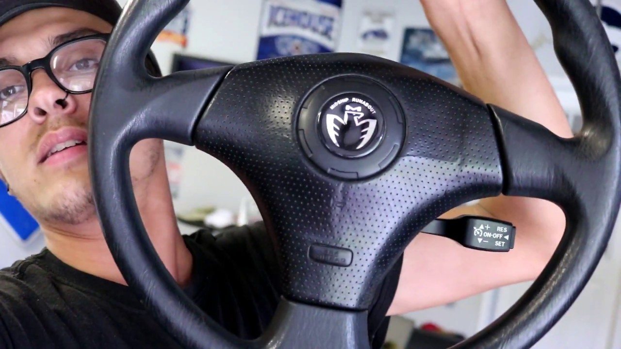 New Steering Wheel for the MR2! YouTube