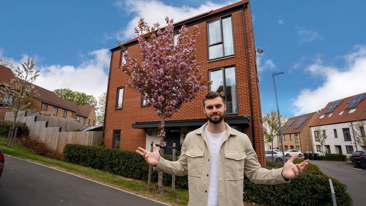 ⁣What £750,000 buys you in London (new build tour)