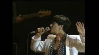 Video thumbnail of "Mia Martini - Dove il cielo va a finire (live 1992)"