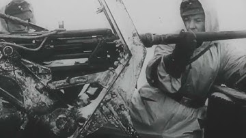 Quick barrel change for a 2cm Flak 30 on the Eastern Front in early 1943 (SOUND ADDED)