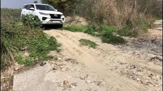 Toyota Fortuner 2021 4x4 vs 2x4 off road