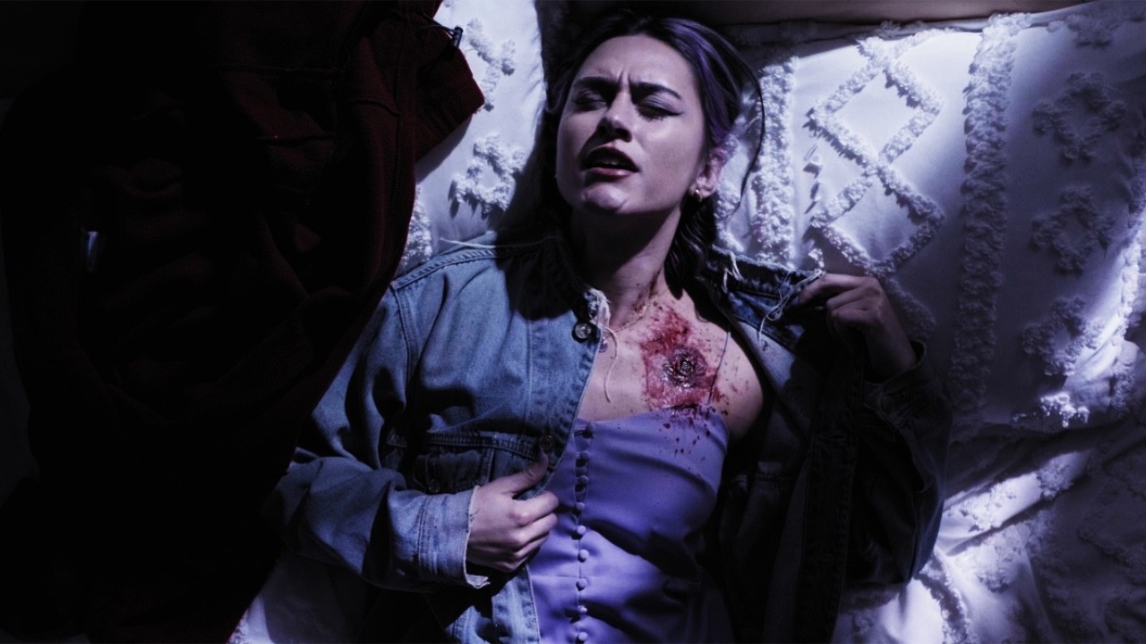 Watch Amanda Victoria - Hinges (Official Music Video) on YouTube Watch Amanda Victoria - Hinges (Official Music Video) on YouTube