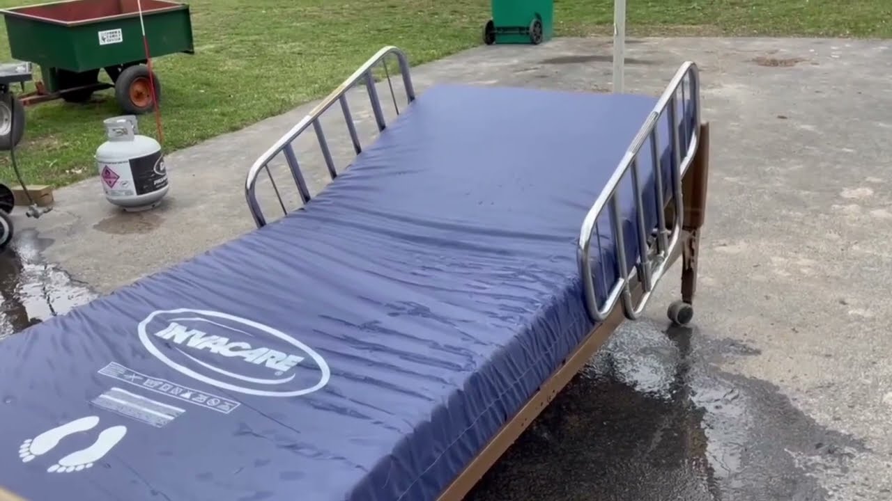 Invacare Softform Premier Hospital Bed Mattress Review, GREAT Mattress, Very Solid and Comfy