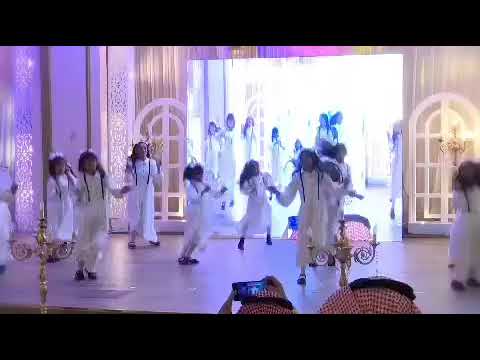 زهرات اطفال مواهب في حفل تكريم أبوه عريش 