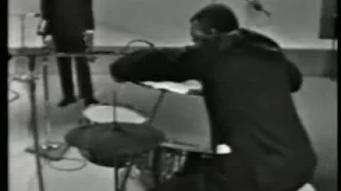 Walter Perkins Cymbal bending drum solo