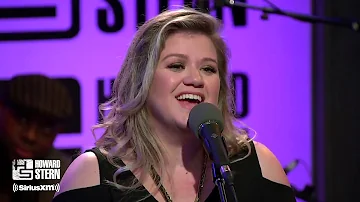 Kelly Clarkson Performs “Breakaway” on the Stern Show (2017)