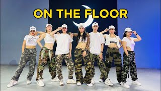 ON THE FLOOR - Jennifer Lopez ft Pitbull | Trang Ex Dance Fitness Resimi